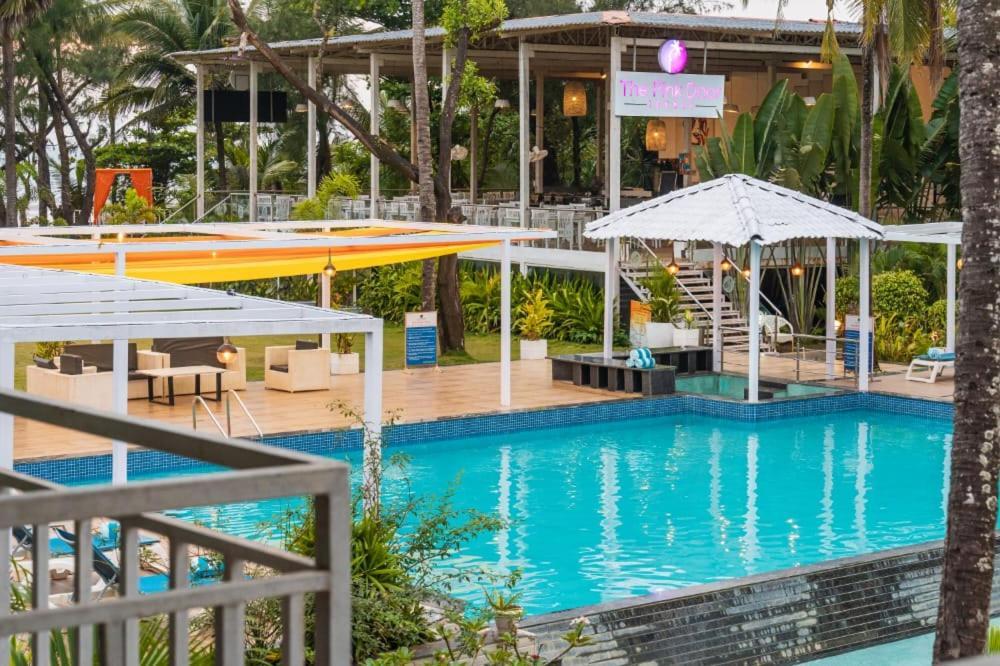 Foxoso La Beach Resort & Spa Старый Гоа Экстерьер фото